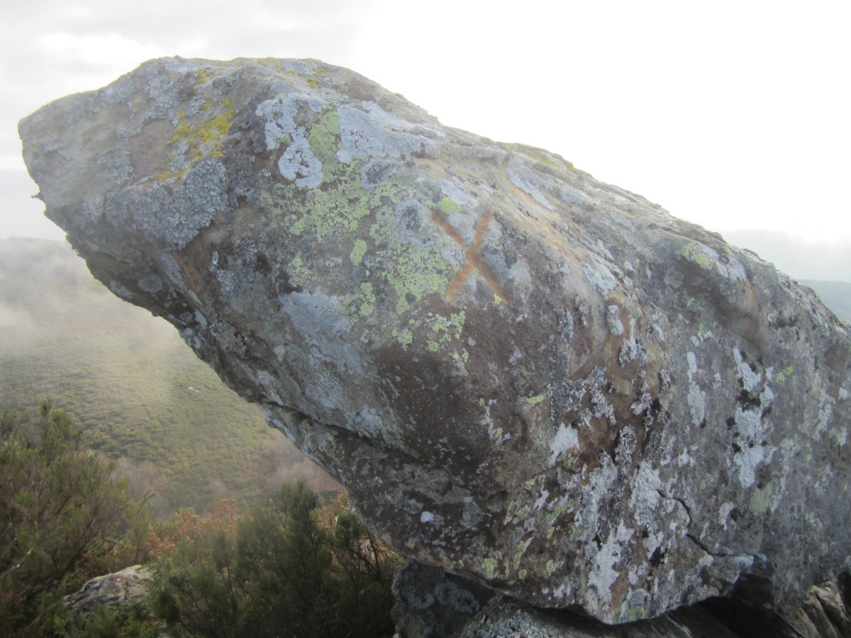 Monolito Aspoarri   (Diciembre 2016)