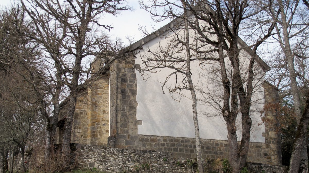 Andra Mari Zuria ermita, Jaurrieta