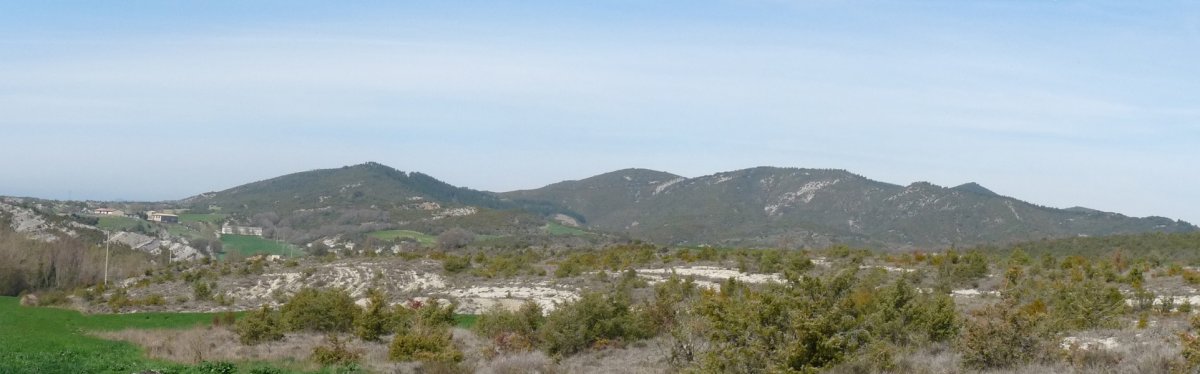 Ugarrongo mendiak Erromanzadotik 