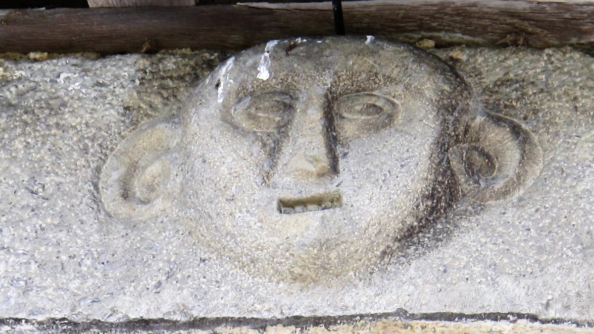 Etxeandia etxea, Espotz-Artzibar