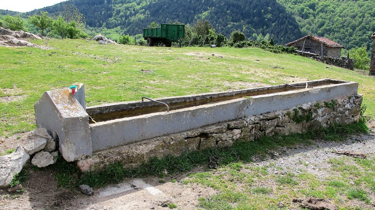 Iturria eta aska, Imizkotz-Artzibar