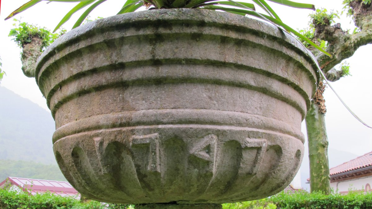 Bataiarria eliz atarian, Orotz-Betelu