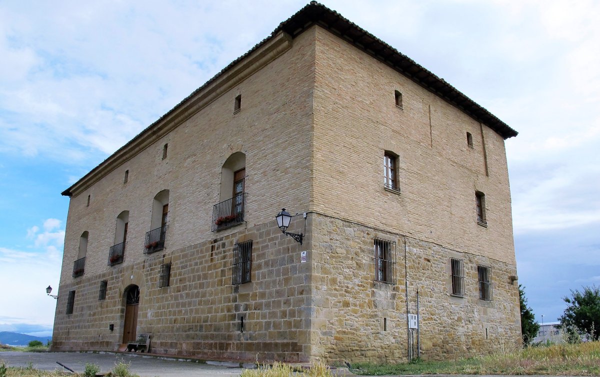 Cruzat jauregia, Oritz-Elortzibar