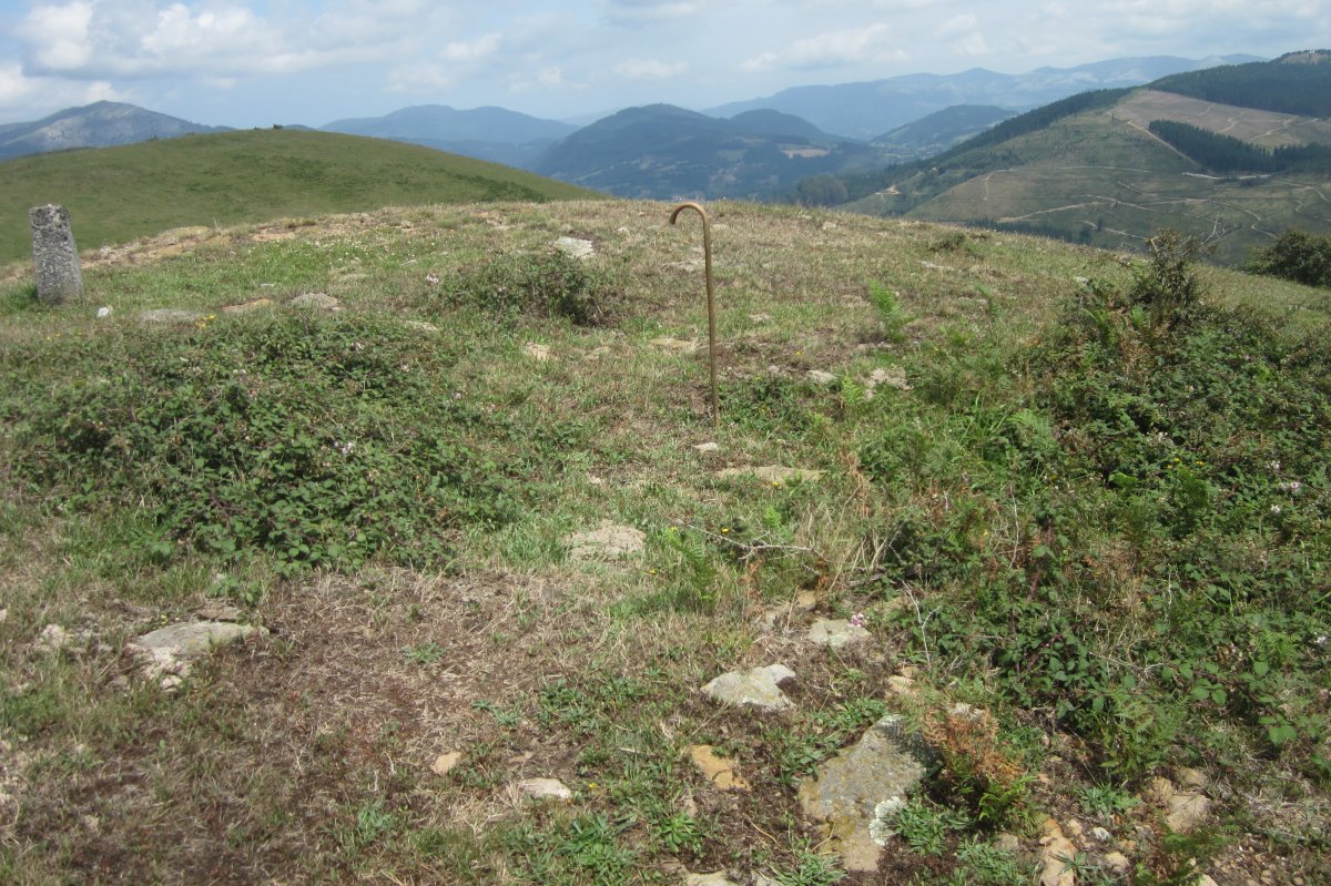 Túmulo Unzilla 2  (Julio  2017)