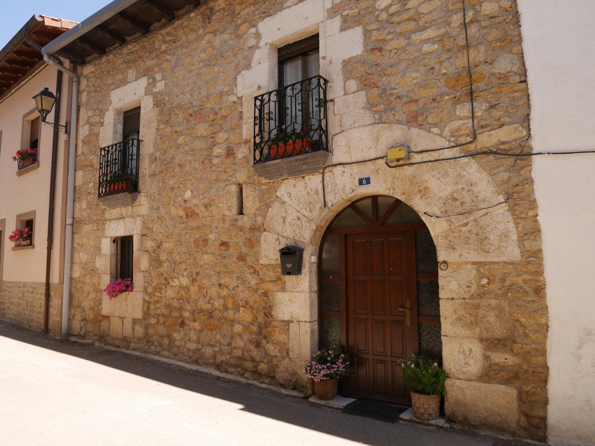 Etxea, Done Bikendi Harana