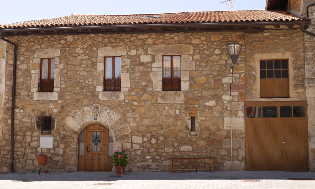 Etxea, Done Bikendi Harana