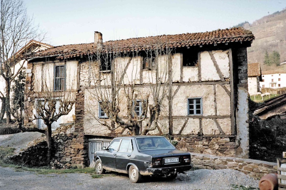 Anekonea etxea, Elduain