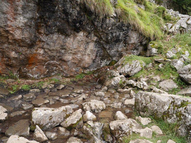 Lekuotz iturria