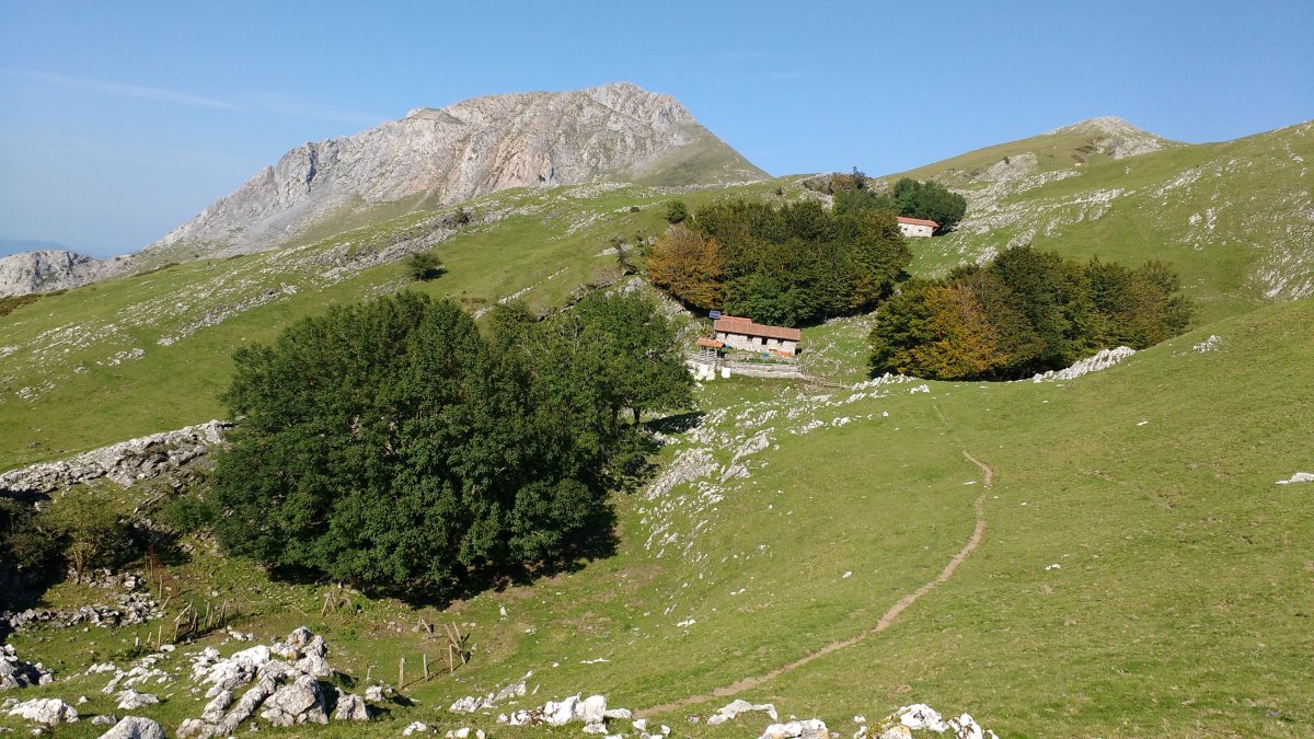 Elutsetako bordak, Txindoki atzean