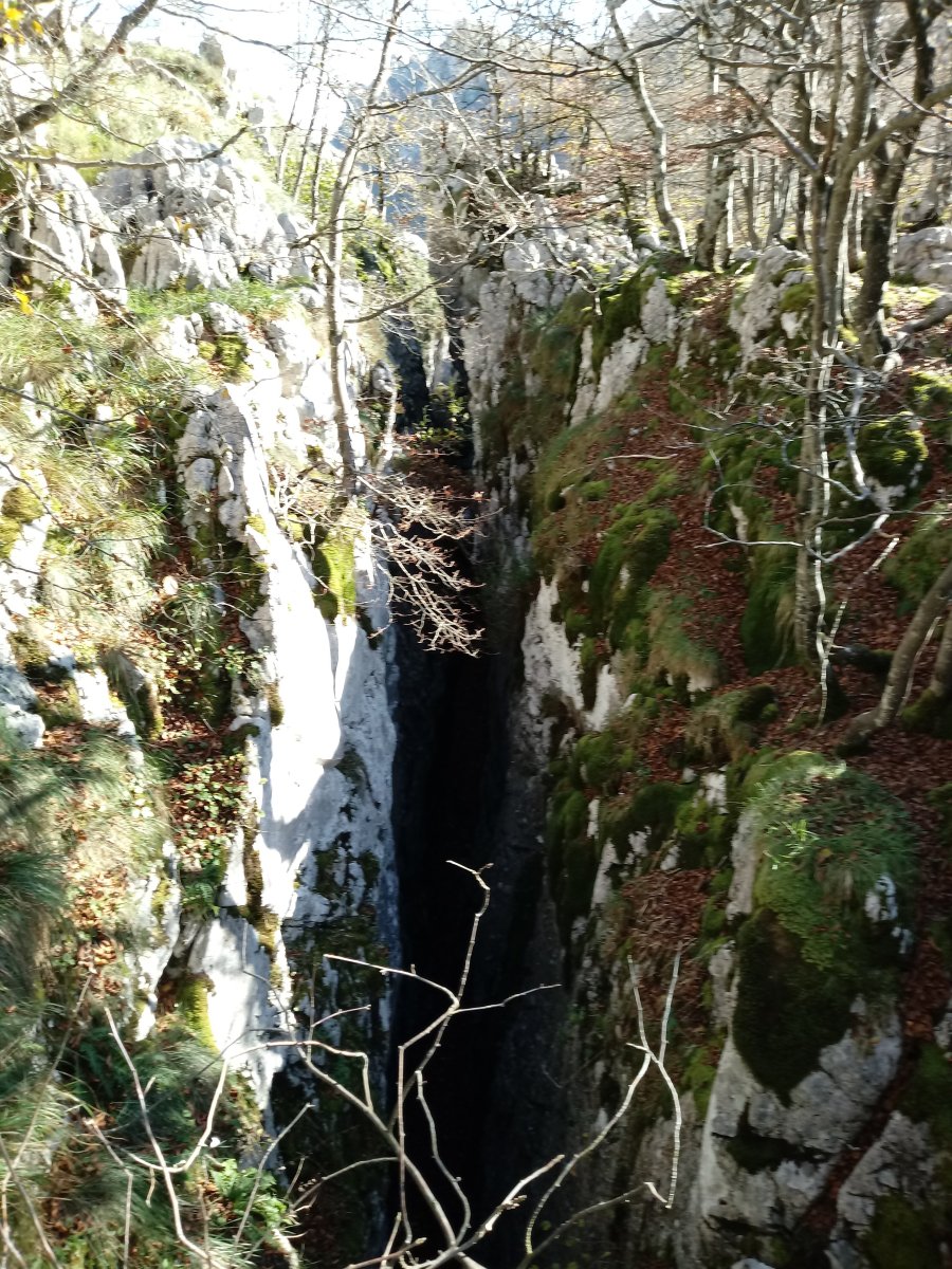 Sandratiko arraila begiratokira bideko zubitxoan
