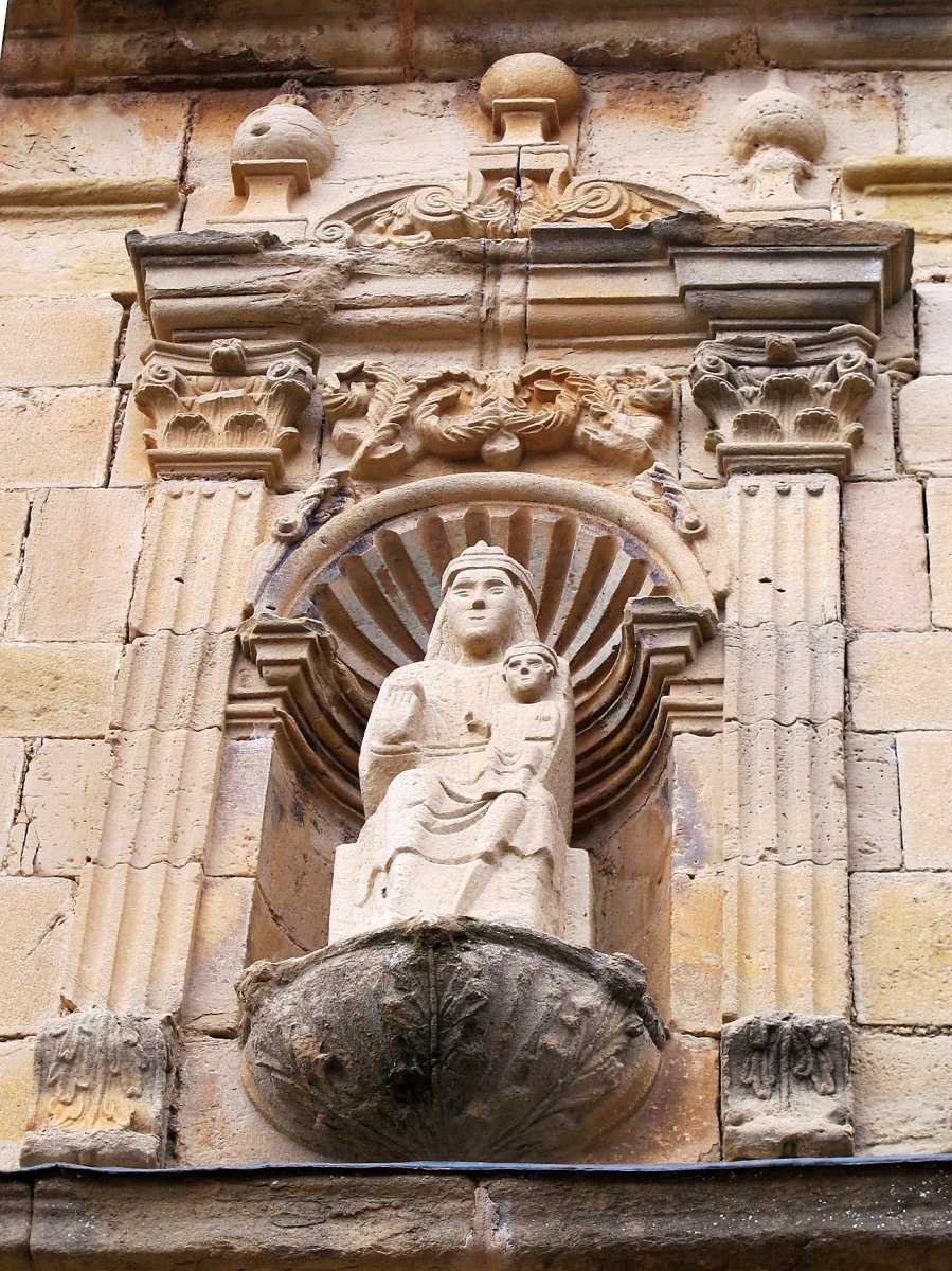 Nuestra Señora de los Remedios y del Milagro basilika, Lukin
