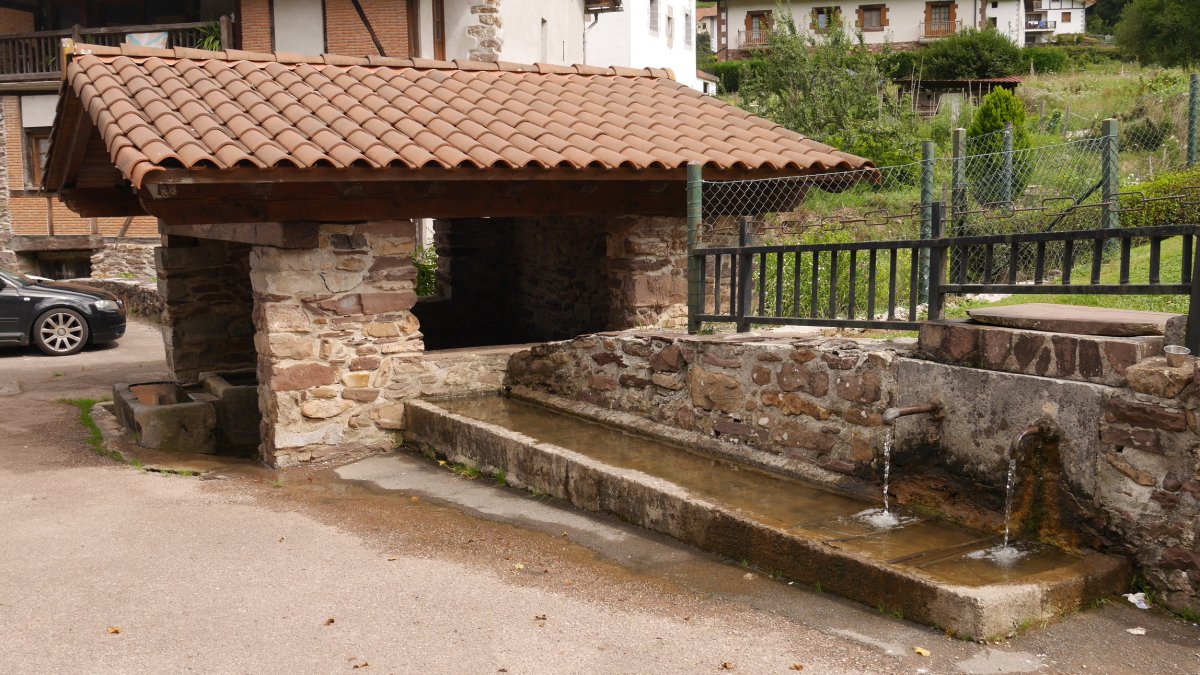 Iturria, aska eta garbitegia, Elduain