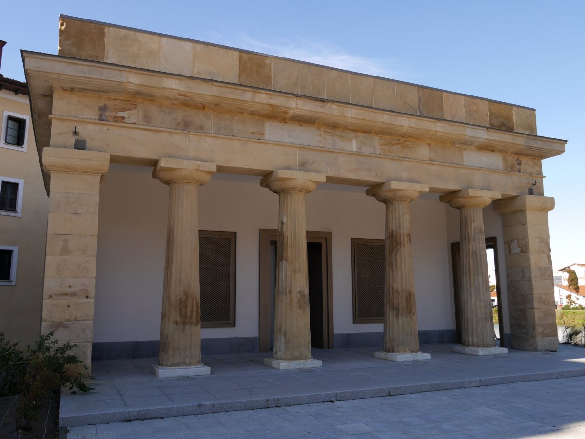 Aduanas eraikina, Irun