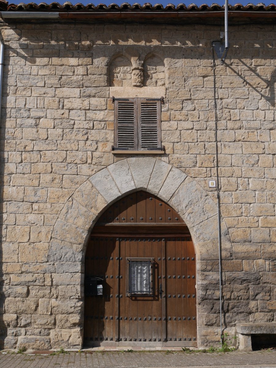 Asiain jauregia, Aisiain