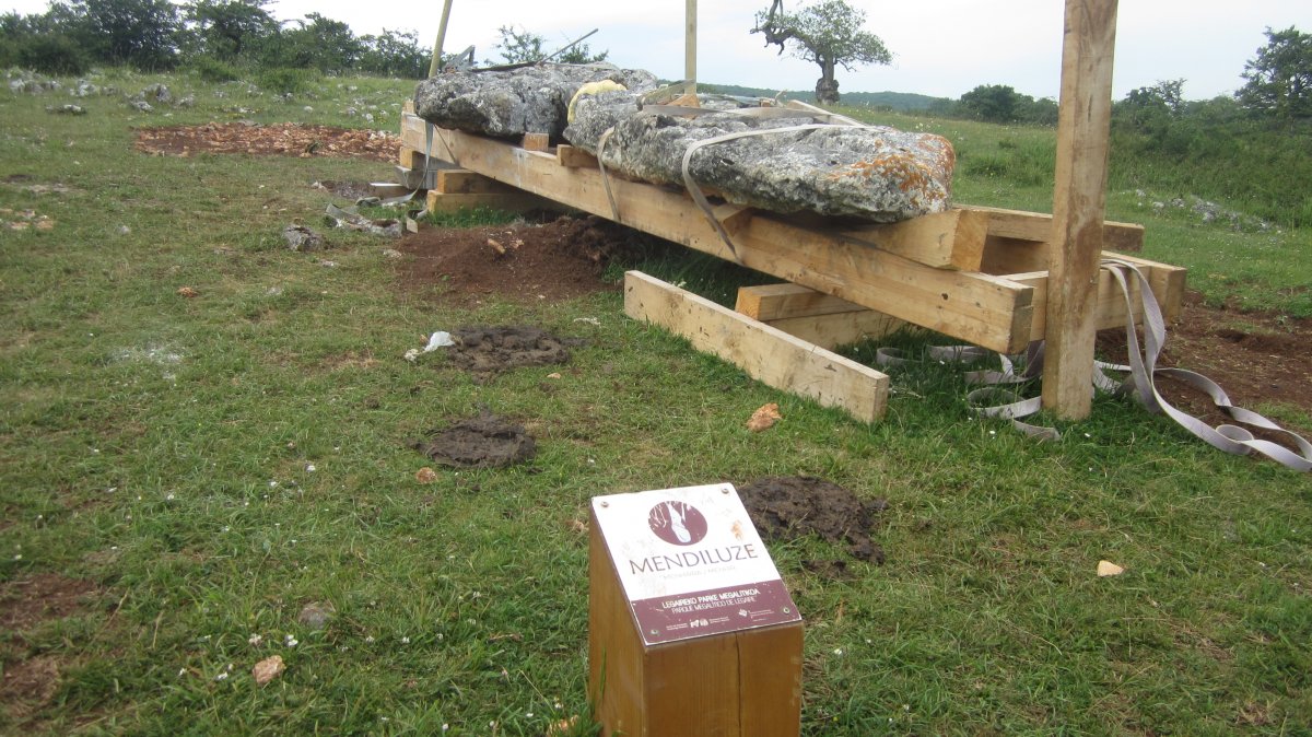 Menhir Mendiluze  (Junio 2018)