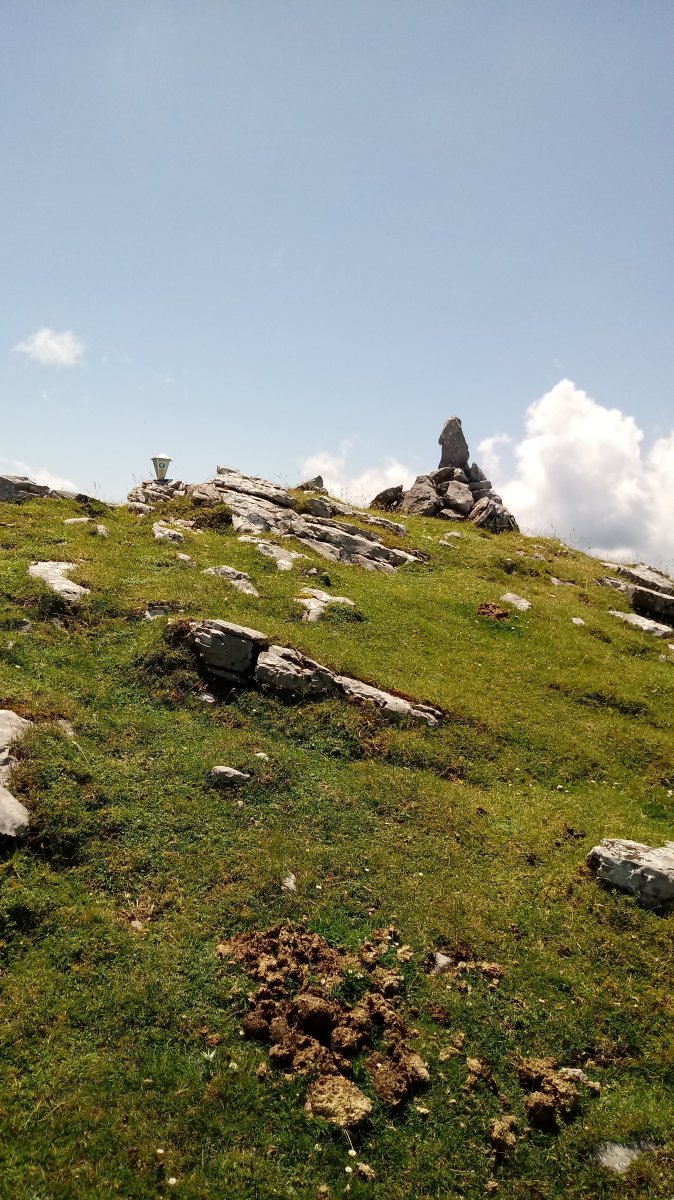 Uarrain (1346m) tontorra eta postontzia