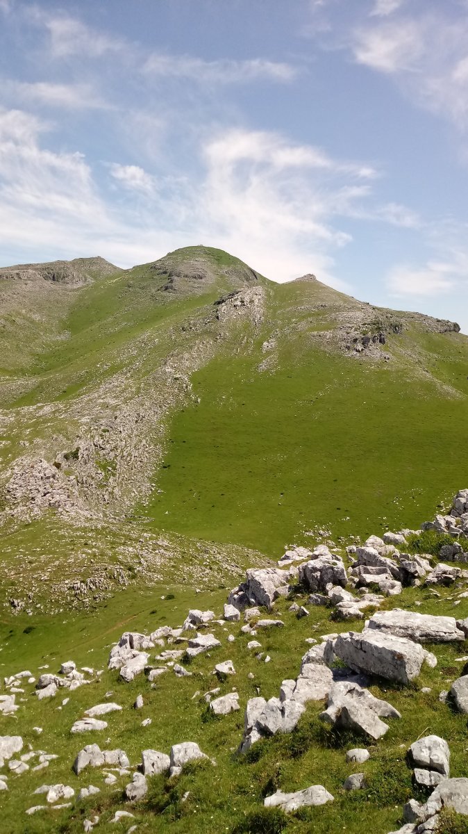 Ganboa, Irazusta lepotik.jpg