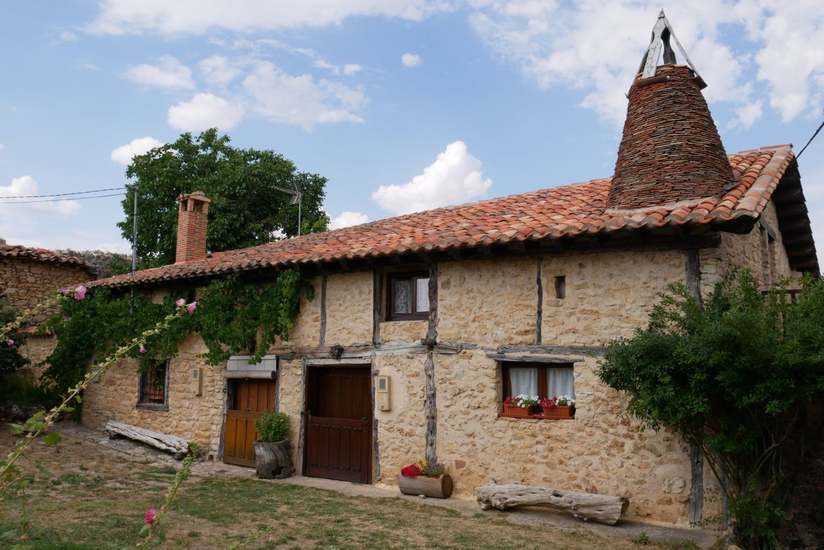 Etxeak, Calatañazor