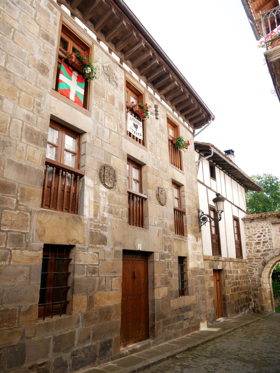 Kapitangoa jauregia, Leintz Gatzaga