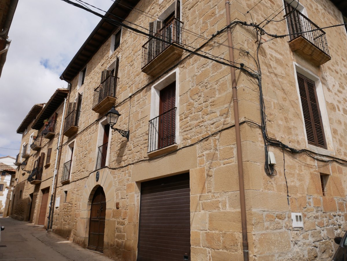 Santa Barbara kalea, Mañeru