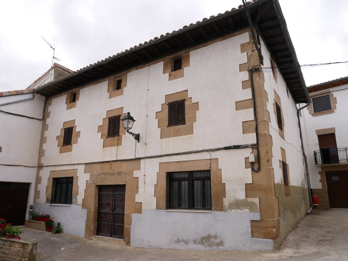 San Pedro kaleko etxea, Mañeru