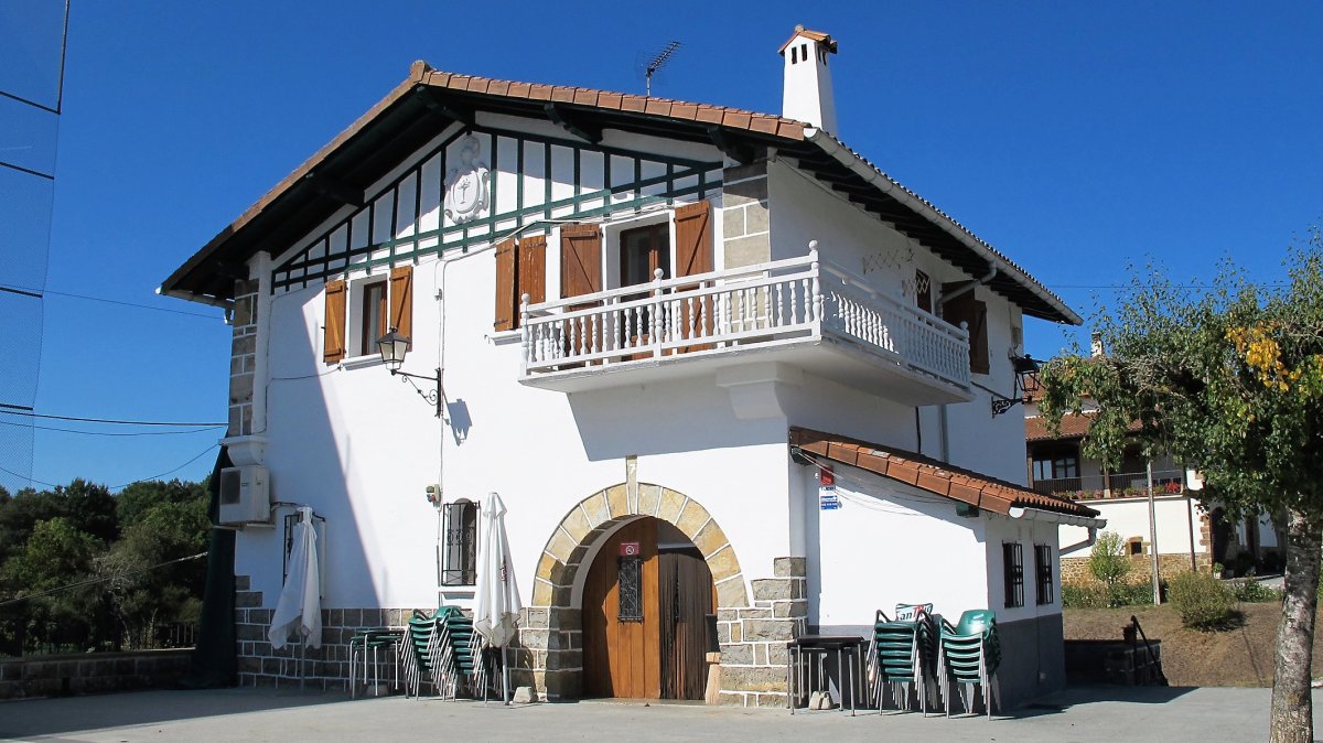 Herriko Ostatua, Orokieta-Basaburua