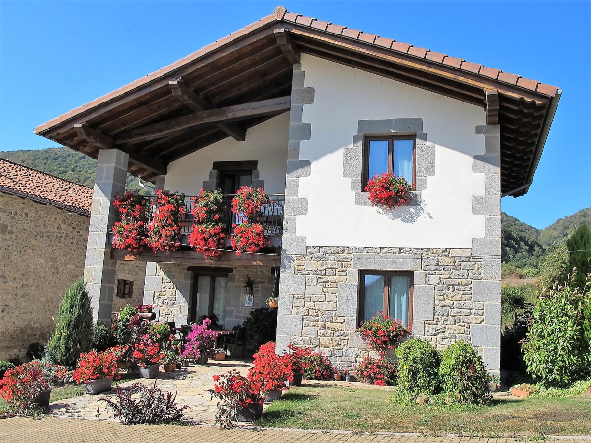 Arretxea etxea, Arrarats-Basaburua