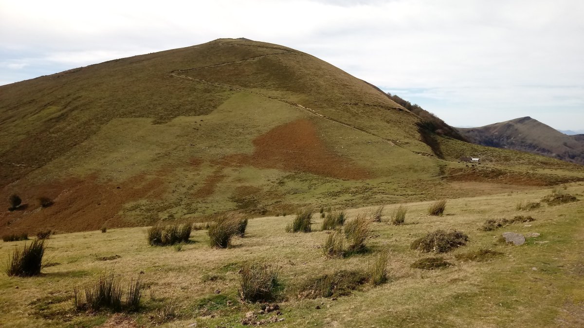 Oderiaga (1244m) ekialdetik ikusita