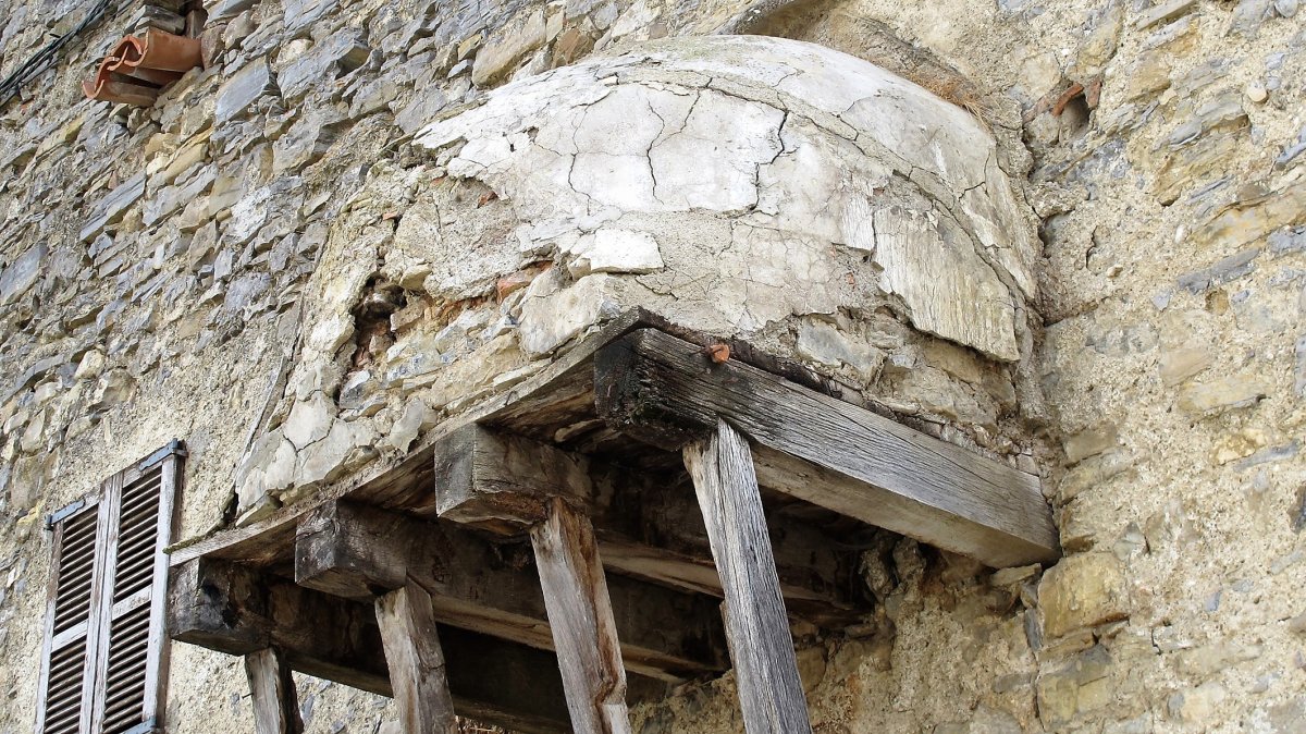 Txotola etxeko ogi labea, Erbiti-Basaburua