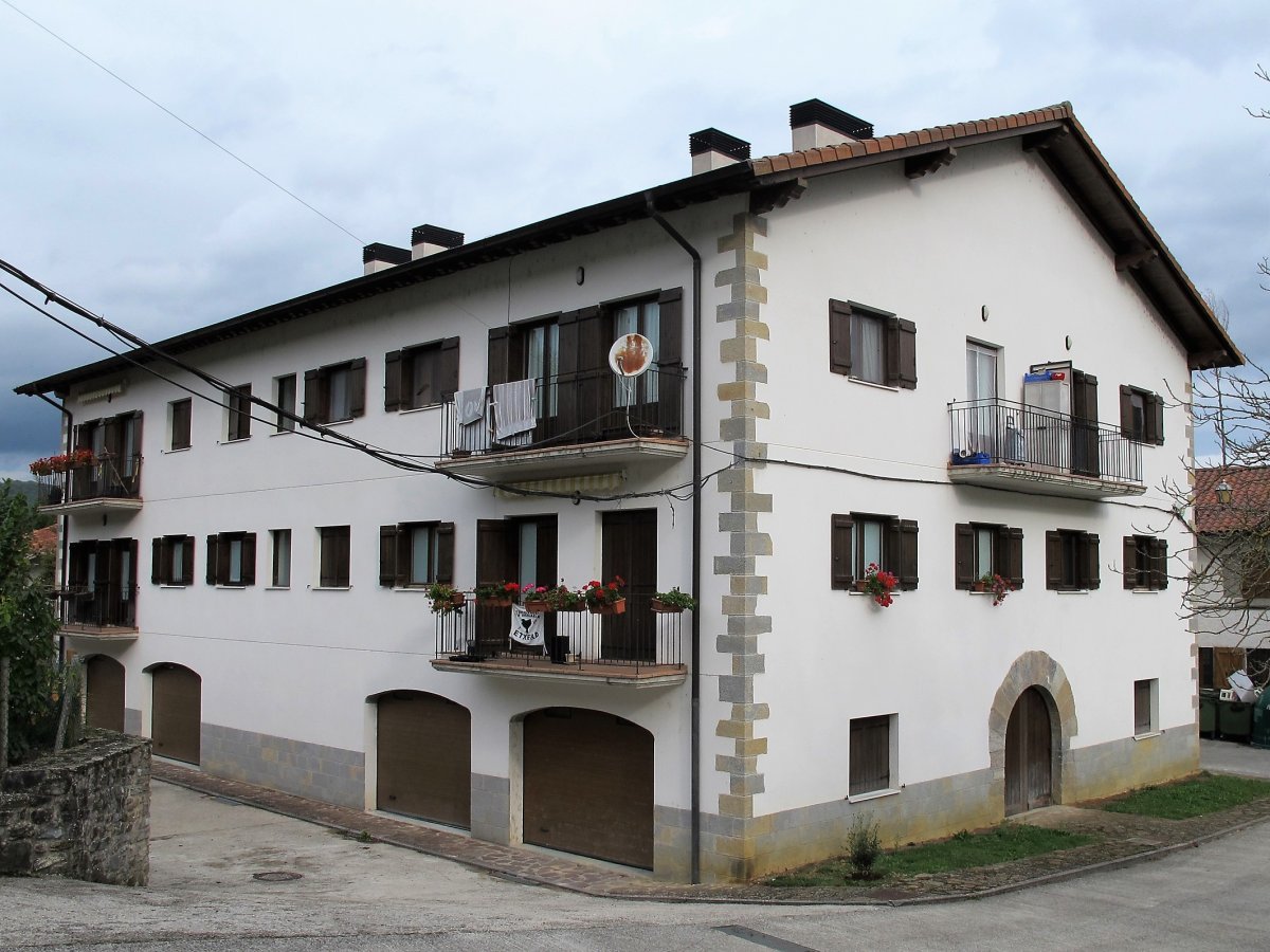 Mitxotonea etxea, Gartzaron-Basaburua