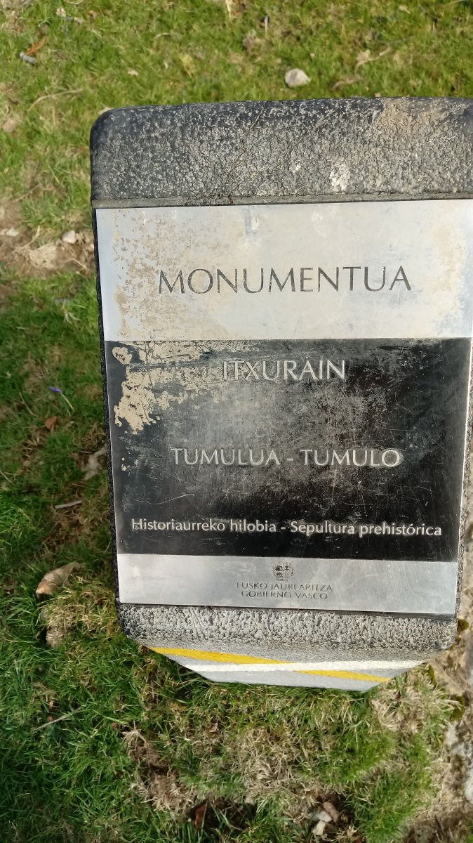 Itxurain tumuloa (2018)
