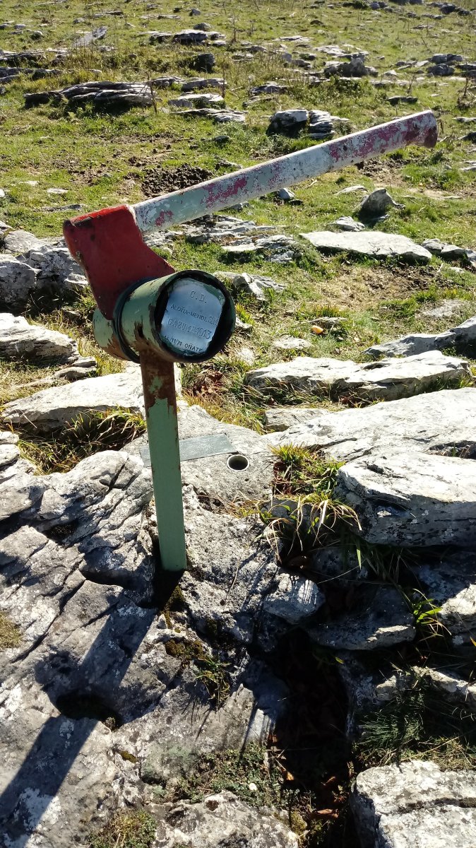 Gazume (1002m) tontorreko postontzia