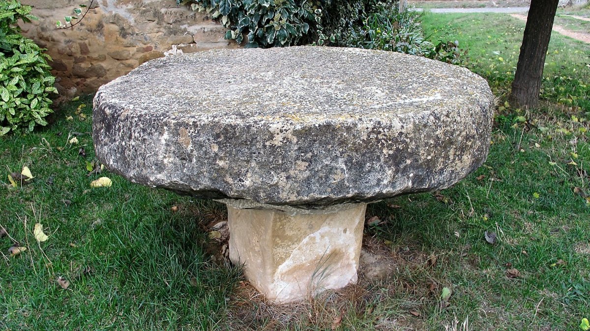 Musker-Iriberri harria, Leotz