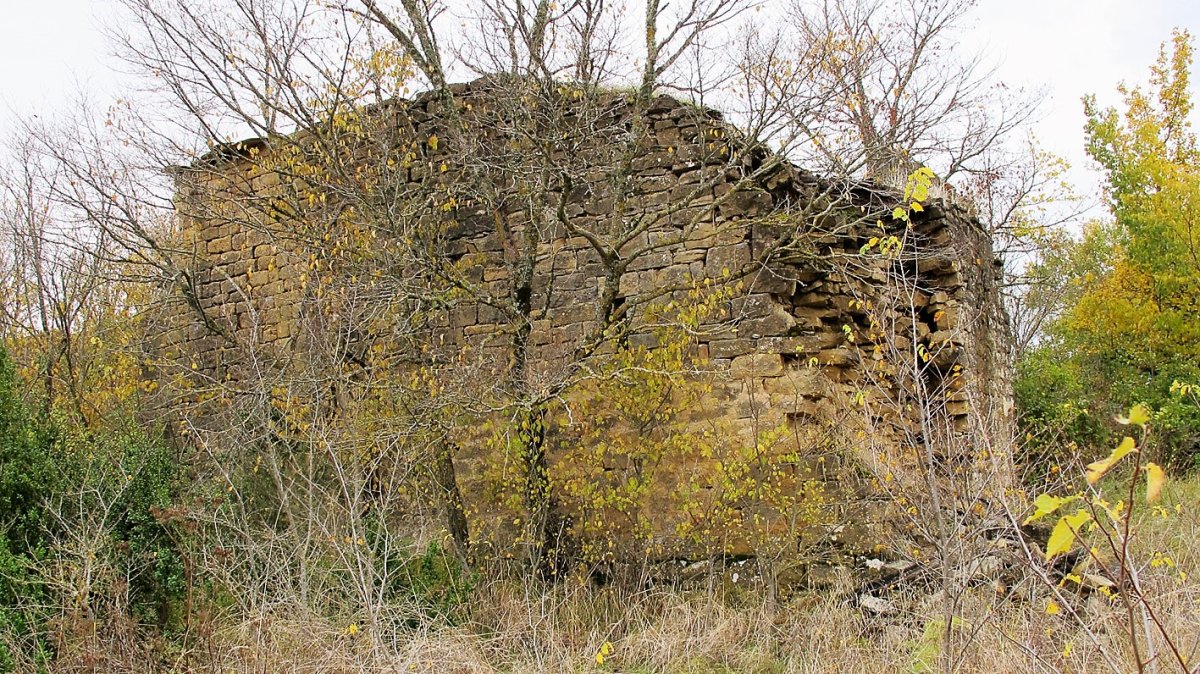 Natividad elizaren hondakinak, Hiriberri-Leotz