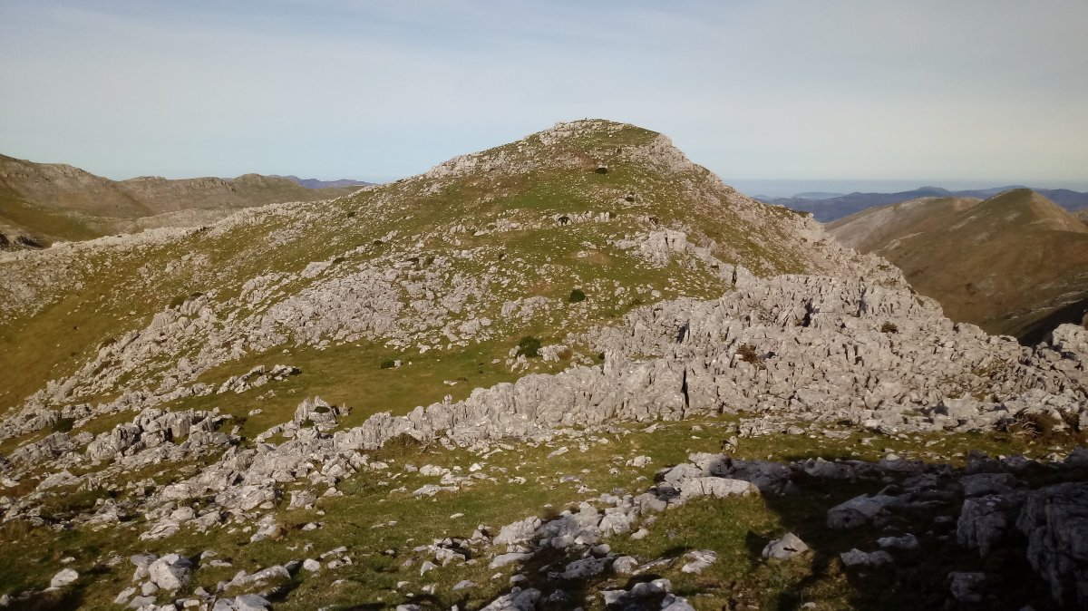 Pardarri (1396m) tontorra