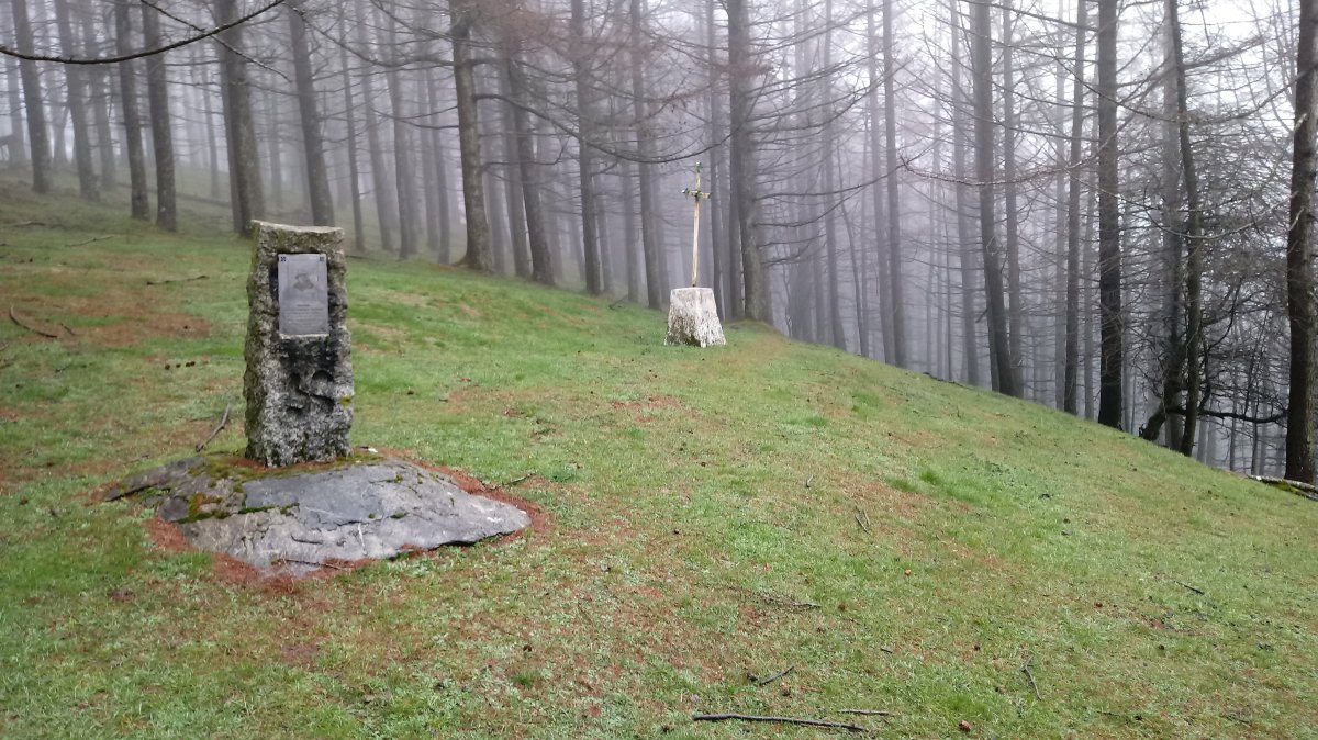 Gurutze Zahar (935m) tontorra