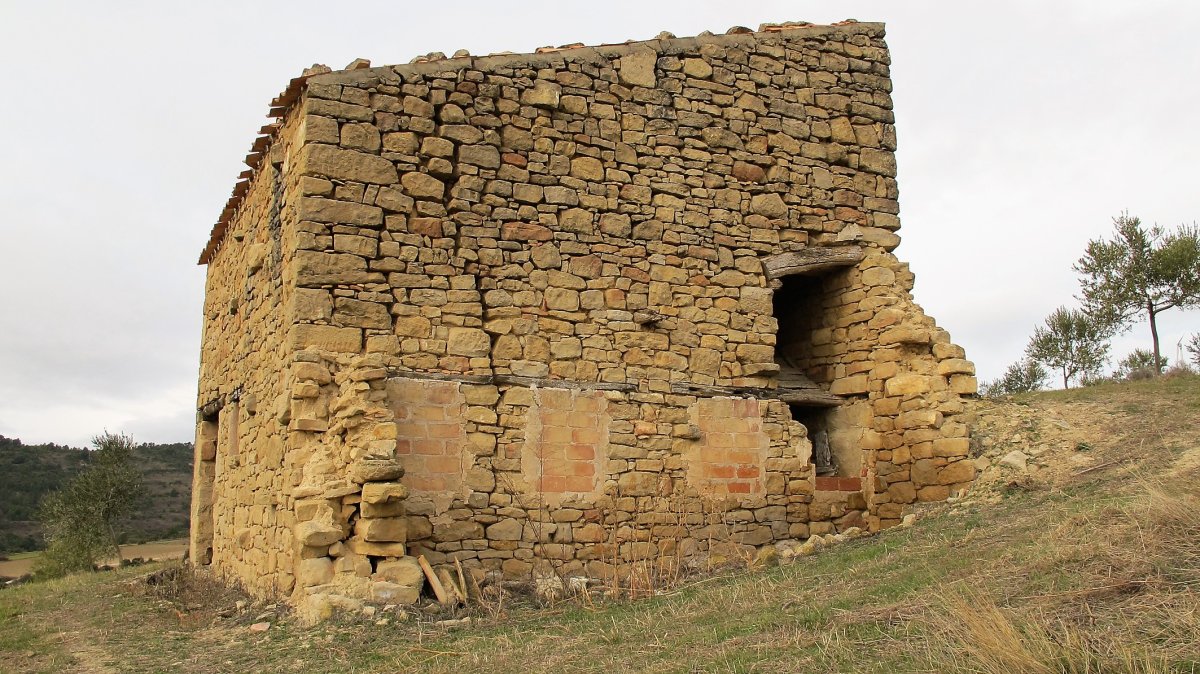 Pisana ermitaren hondakinak, Viana