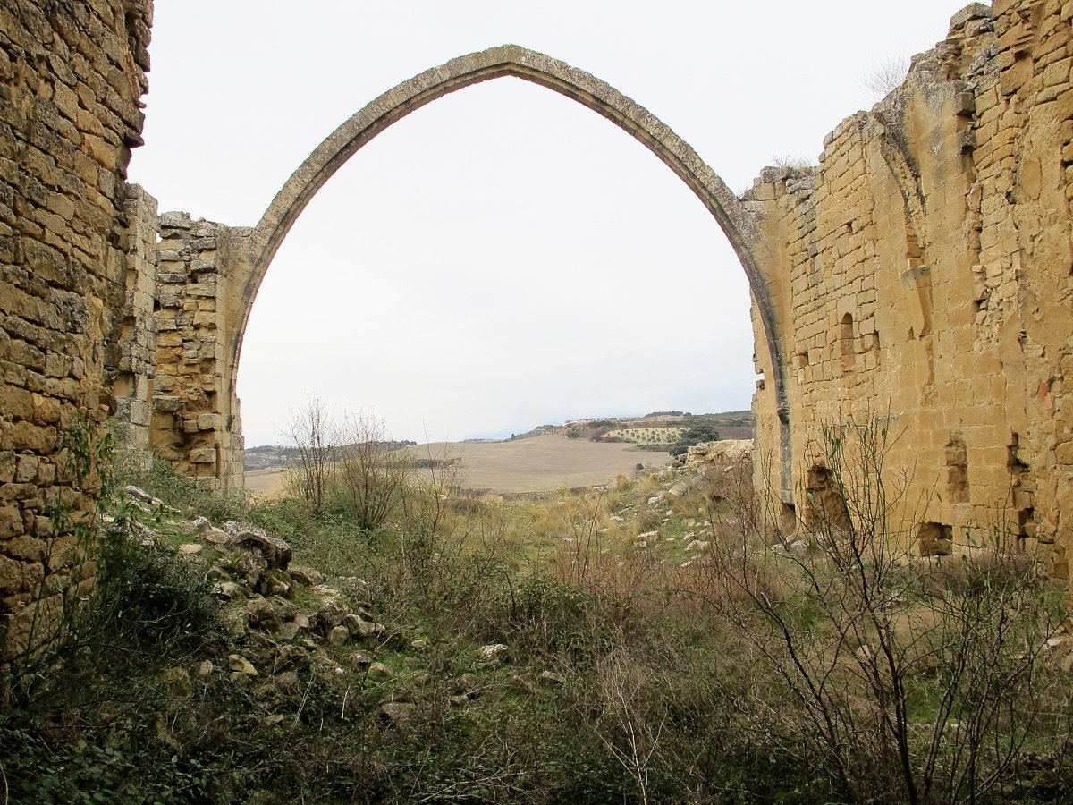San Juan ermita, Aras