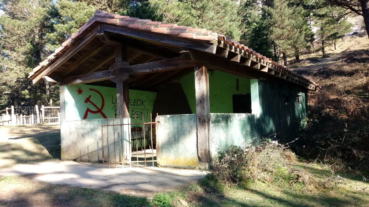 Leganate Lepoa, aterpea