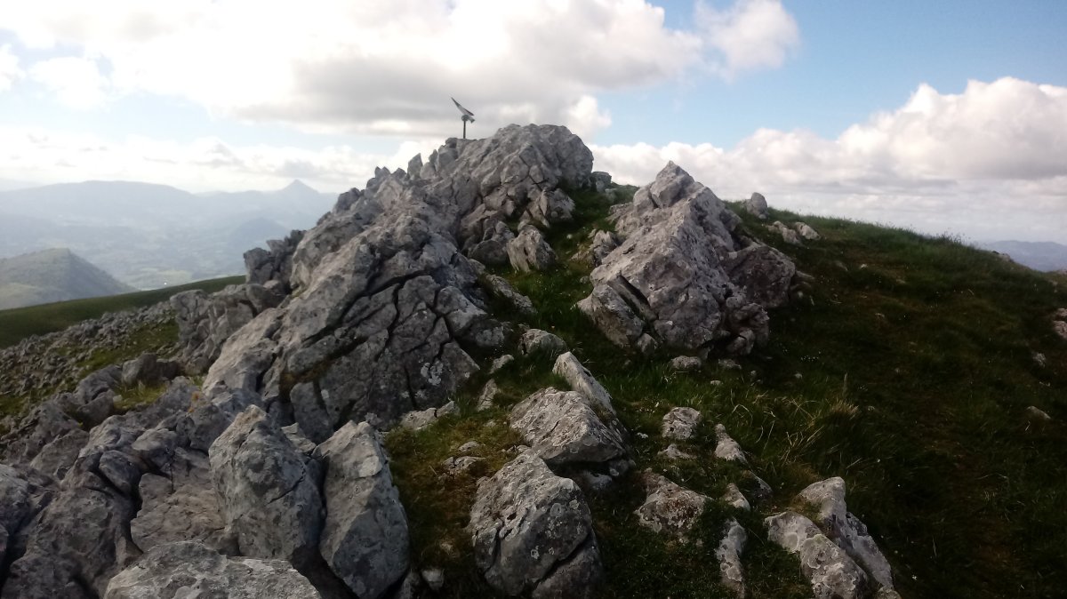 Kurtzezar (1286m) tontorra