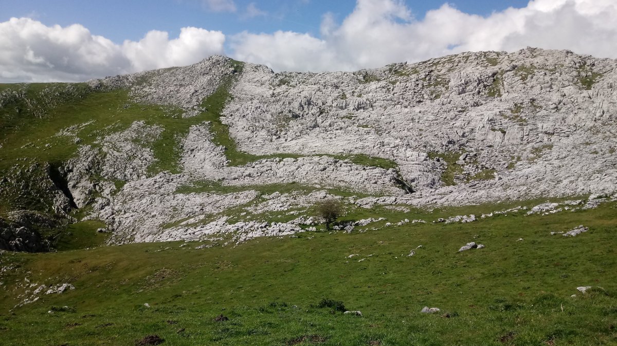 Kurtzezar (1286m) mendia