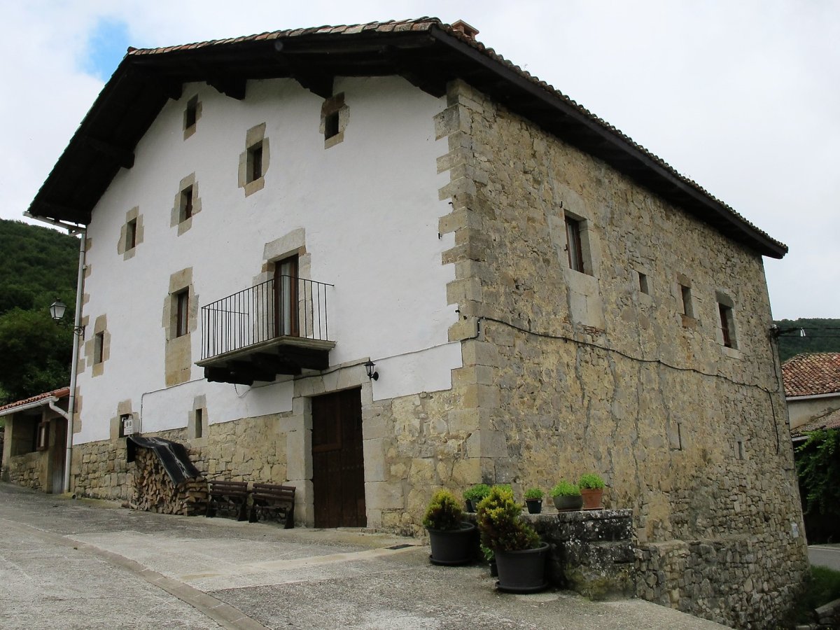 Apaizetxea, Gorrontz-Ultzama