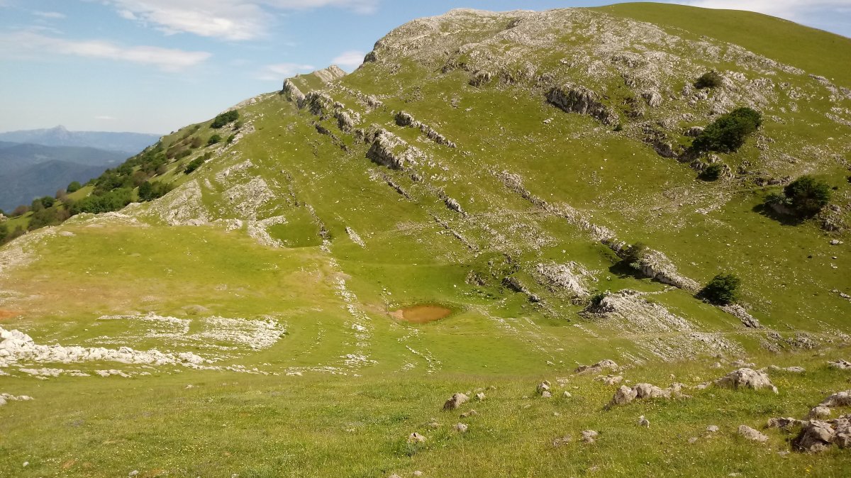 Artzanburu (1368m) eta Biozkornako baltsa