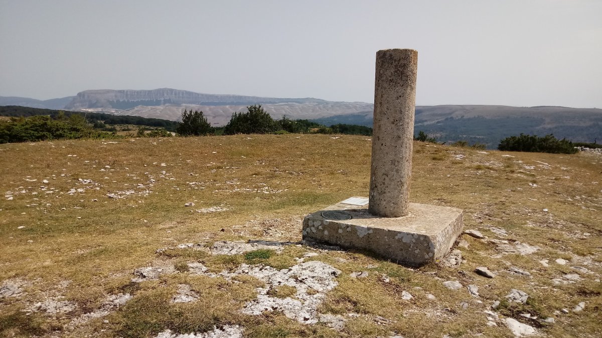 Dulantz (1243m) erpin geodesikoa