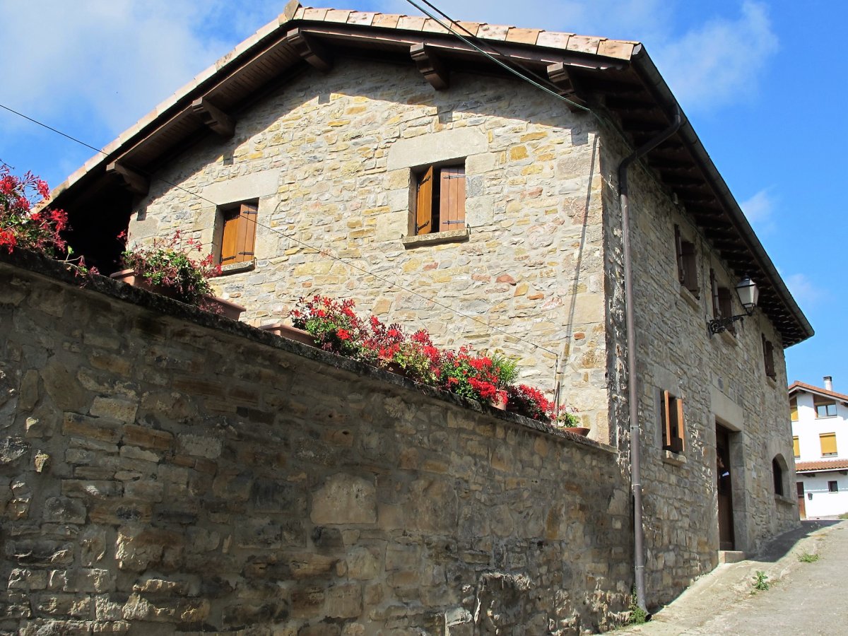 Arotza etxea, Ziganda.Atetz