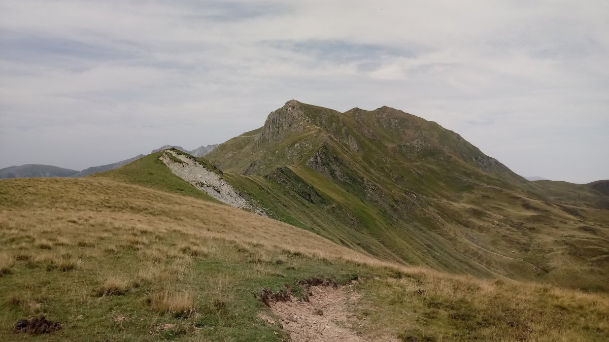 Lakhura (1877m), Erraitze Lepotik