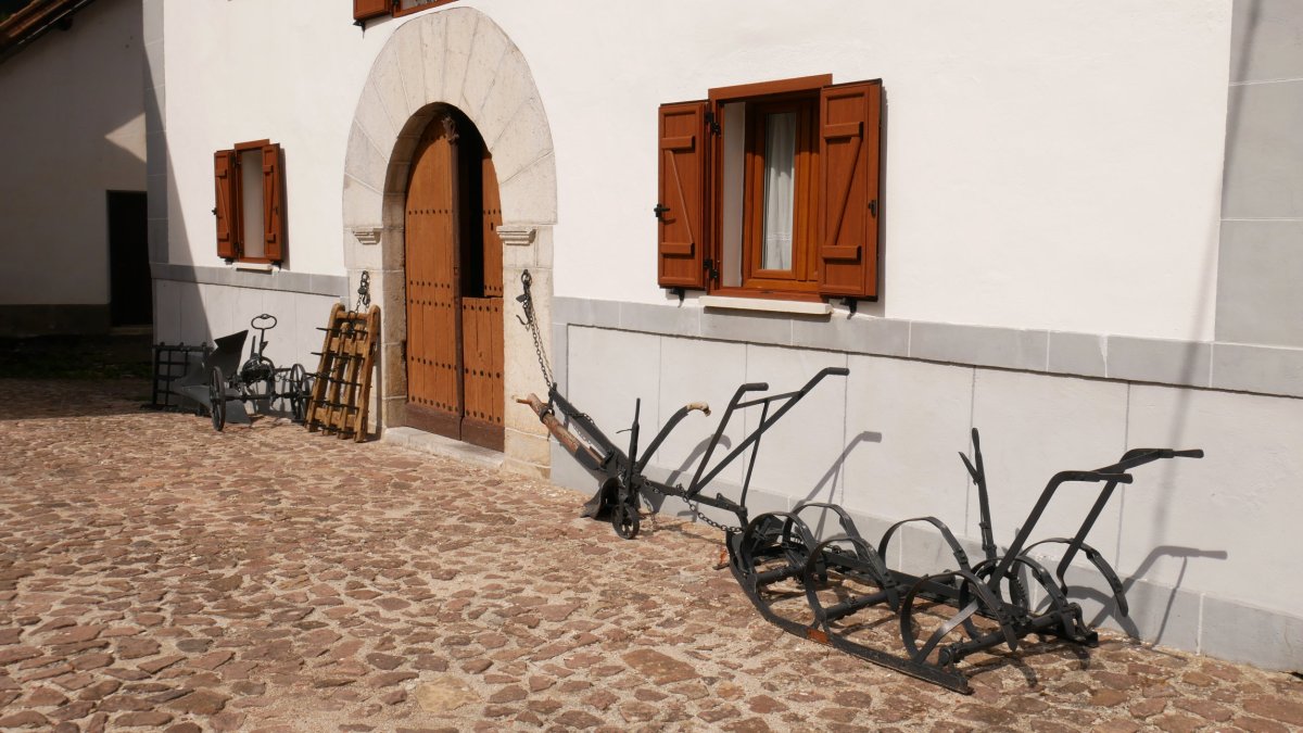 Baserriko tresna zaharren erakusketa, Tornero etxea, Garaioa.