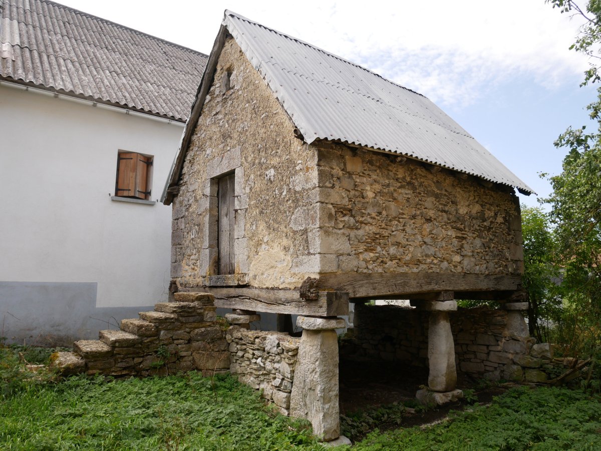 Jauki etxeko garaia, Hiriberri