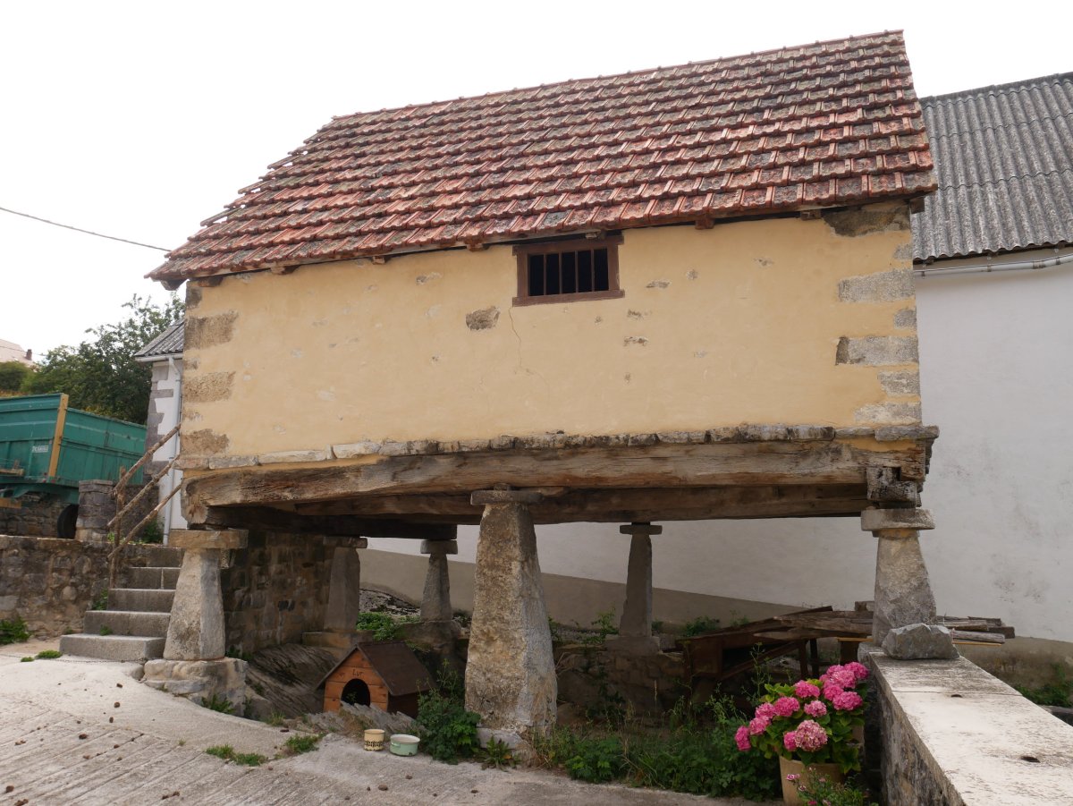 Portal etxeko garaia, Hiriberri