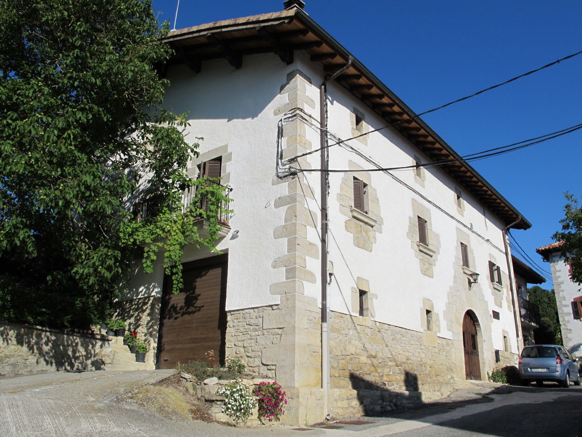 Zurgiñena etxea, Untzu-Txulapain